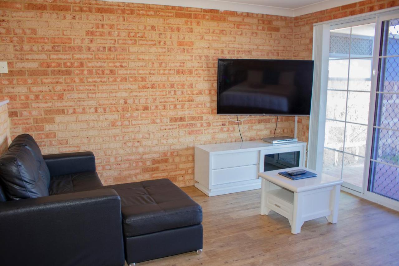Seaspray Beach Holiday Park Донгара Экстерьер фото