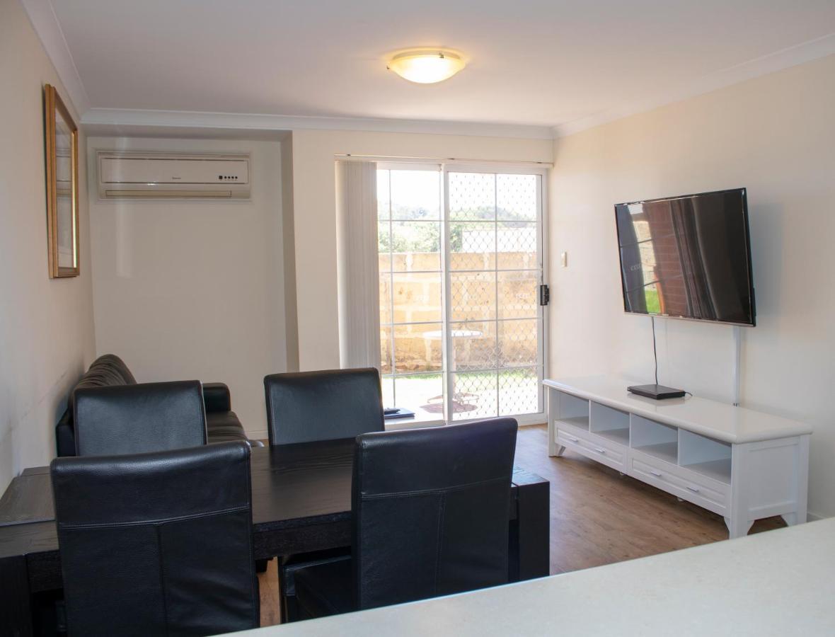 Seaspray Beach Holiday Park Донгара Экстерьер фото