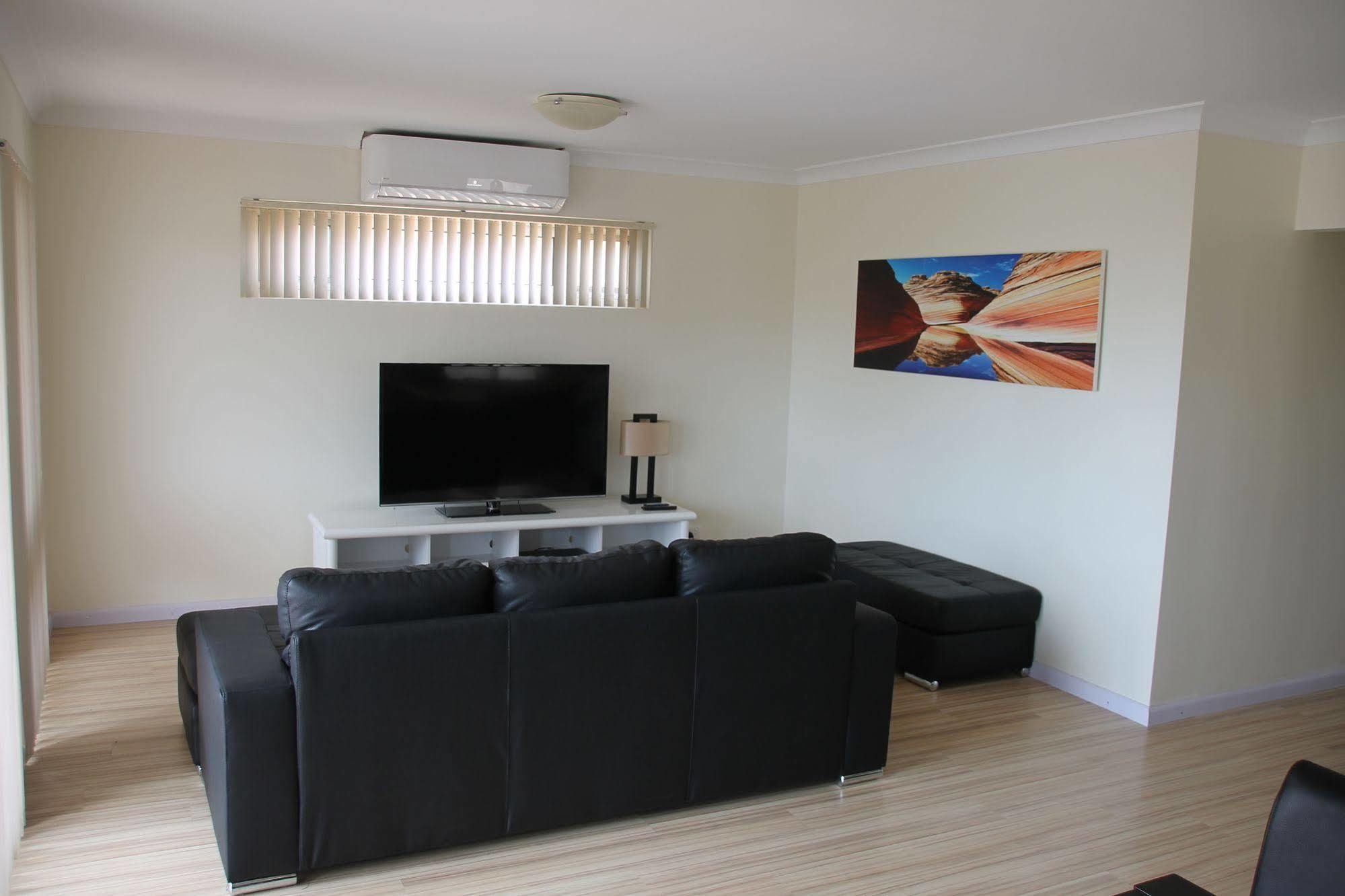 Seaspray Beach Holiday Park Донгара Экстерьер фото
